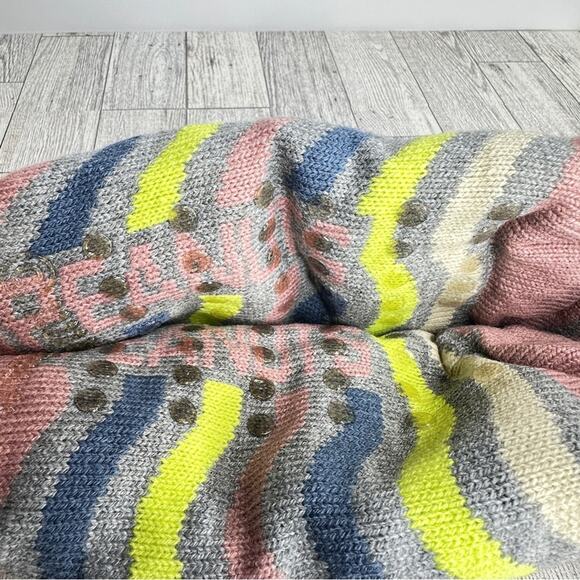 NWT Peanuts Snoopy Sherpa Lined Slipper Socks - Picture 4 of 4